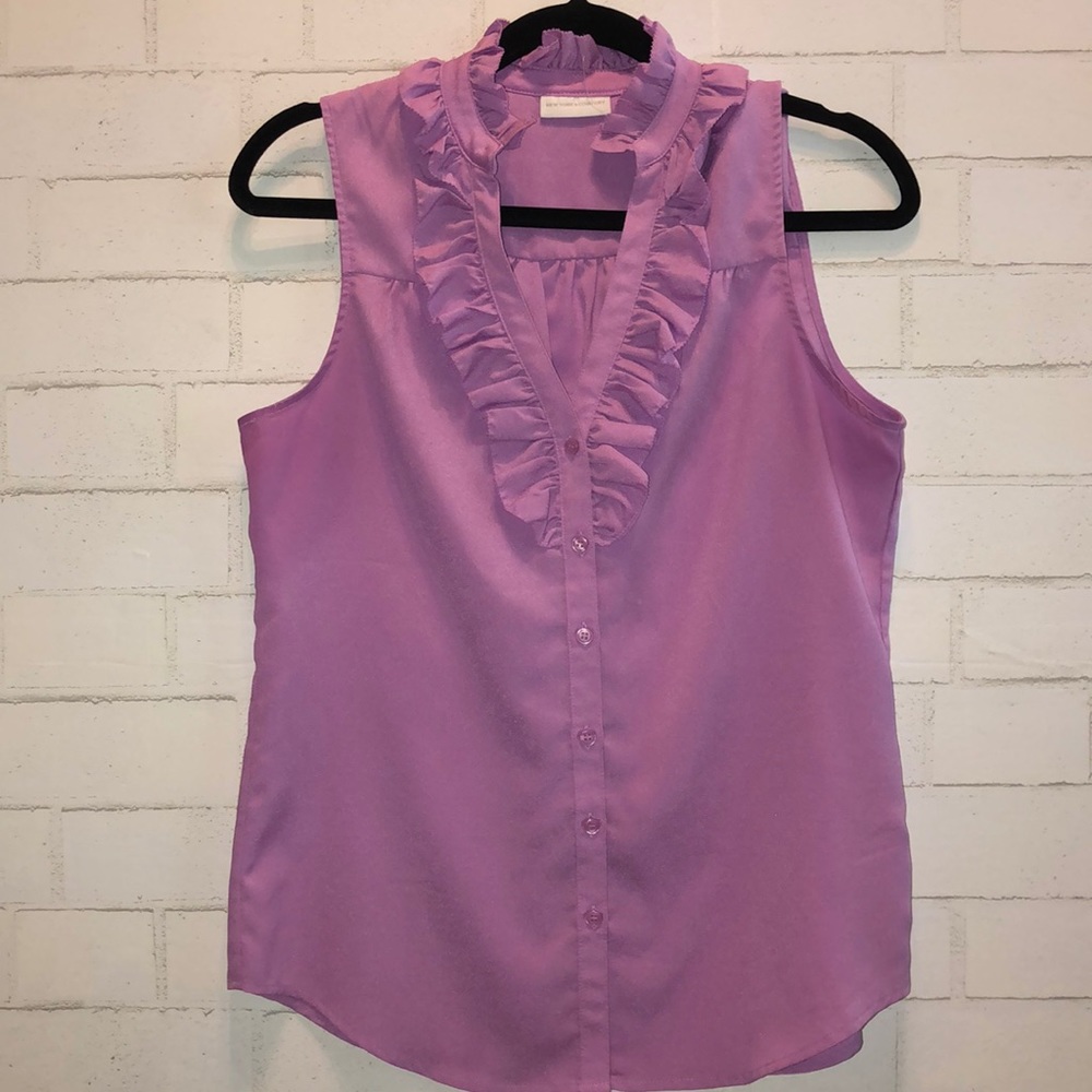 New York & Company Sleeveless Blouse